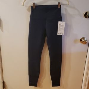 Lululemon wunder under HR Tight 28" size 4 navy